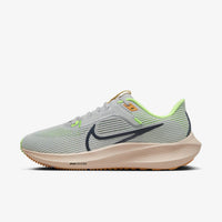Nike - Women's Zoom Pegasus 40 Running Shoes