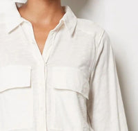 bobi Utility Shirt in white - women's shirt - detail view