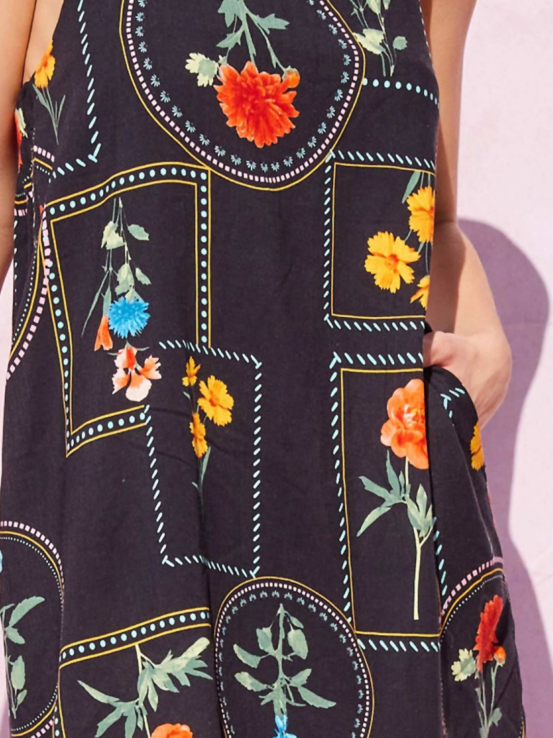 Illa Illa - Floral Tie Strap Dress