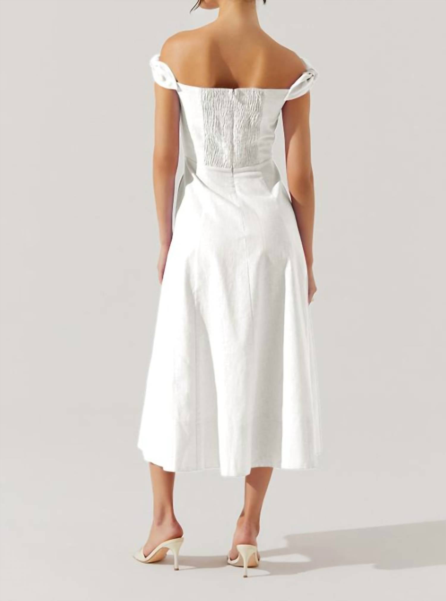 Astr - Charelin Dress