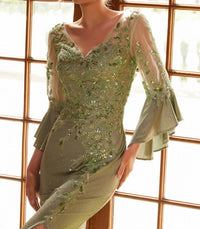 Nox Anabel - Elegant Mother Of Bride Appliqué Bell Sleeve Slit Evening Gown