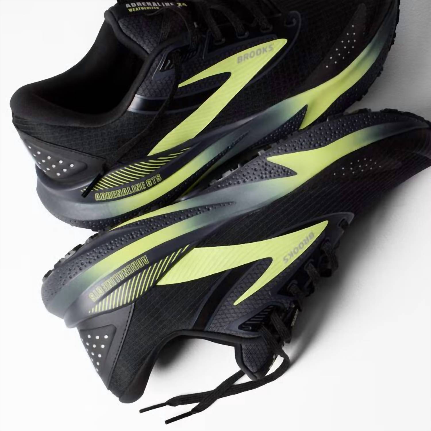 Brooks - Men's Adrenaline Gts 24 Weatherized Running Shoes