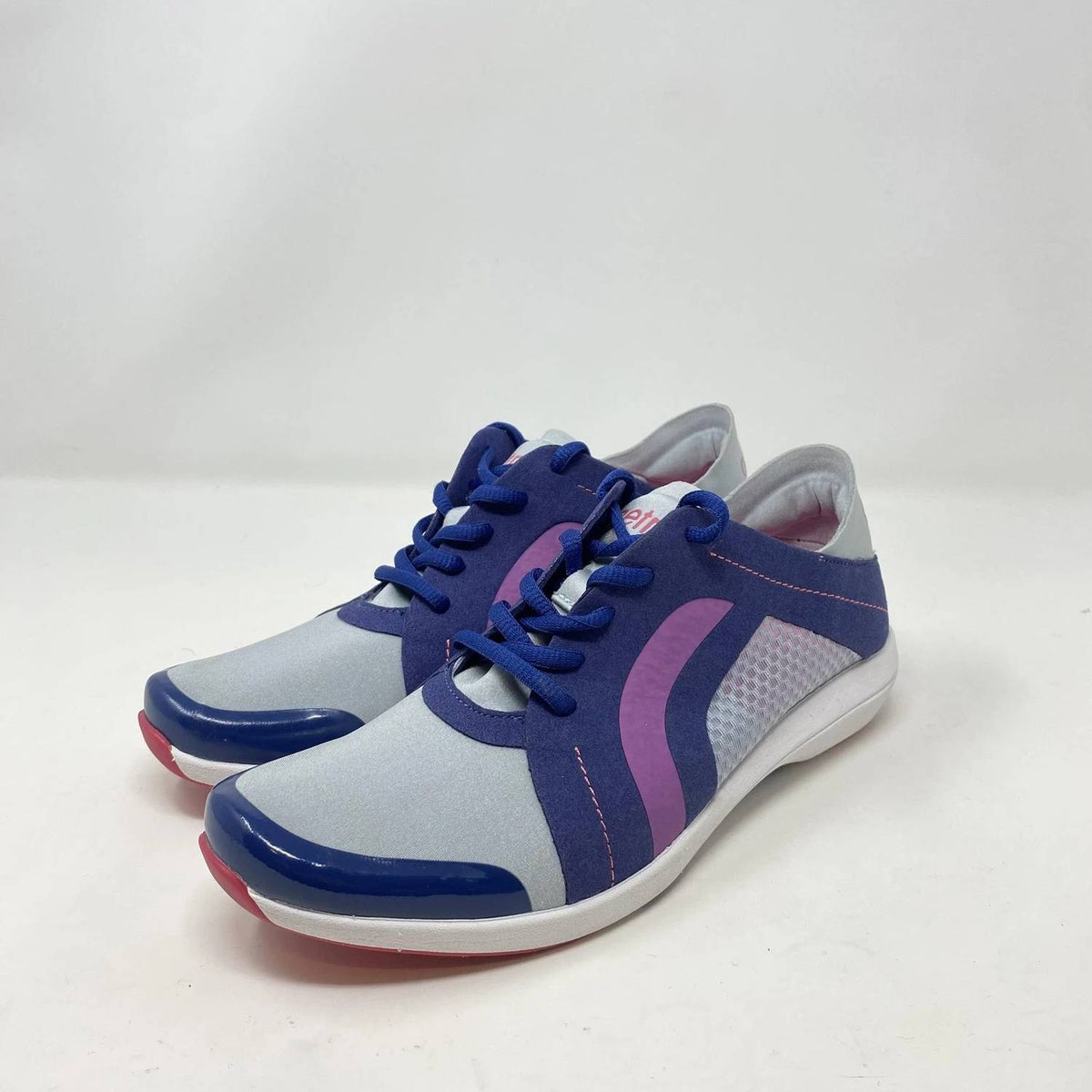 Aetrex - Women's Sloane Comfort Sneakers