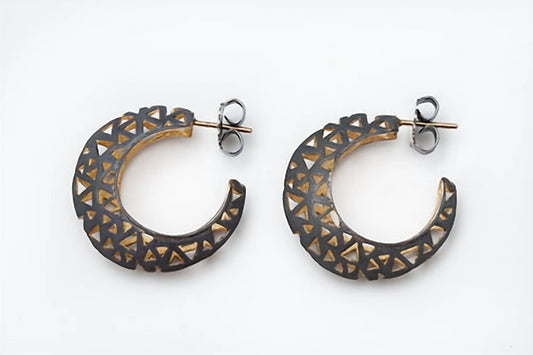 Avenue Chic - Women's Glimpse Earrings