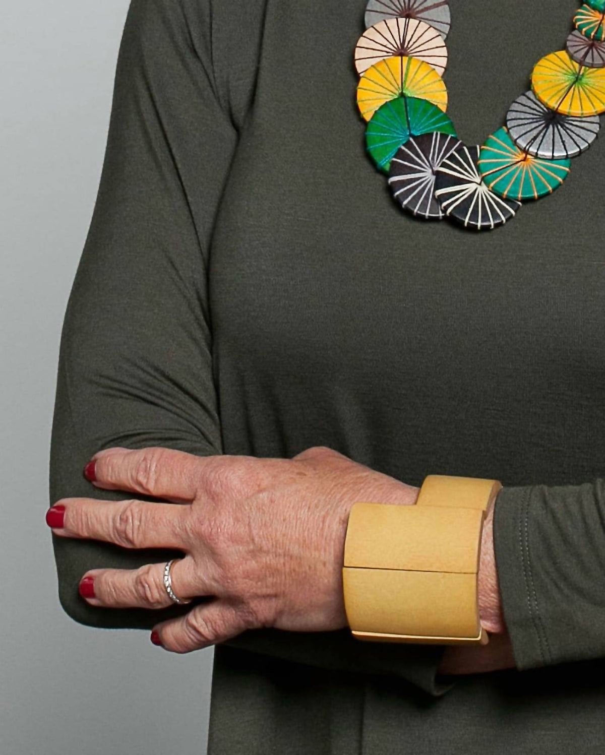 Sylca Designs - Women's Round Wooden Geometric Bracelet