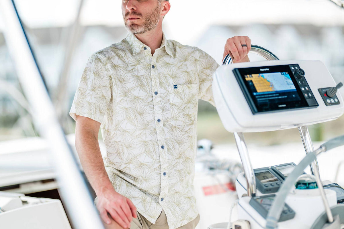 Fish Hippie Co - Rumfront Short Sleeve Shirt