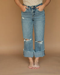 Flying Monkey - Cam Distressed Crop Jean