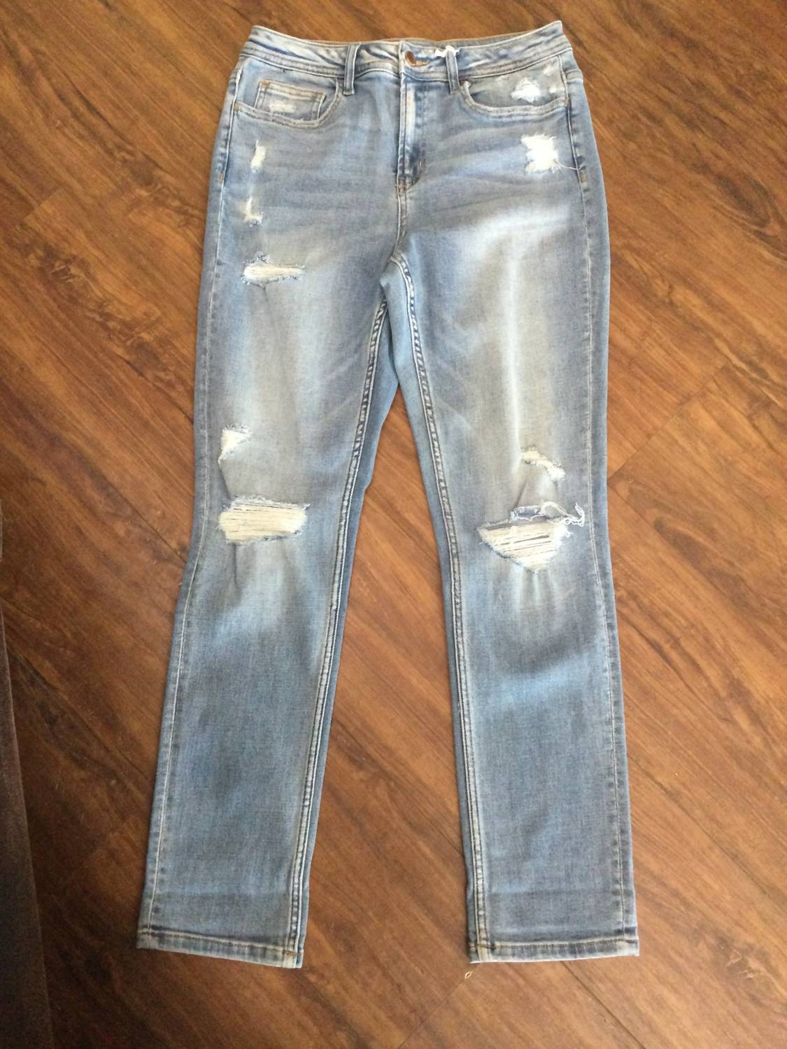 Flying Monkey - Distressed mid rise