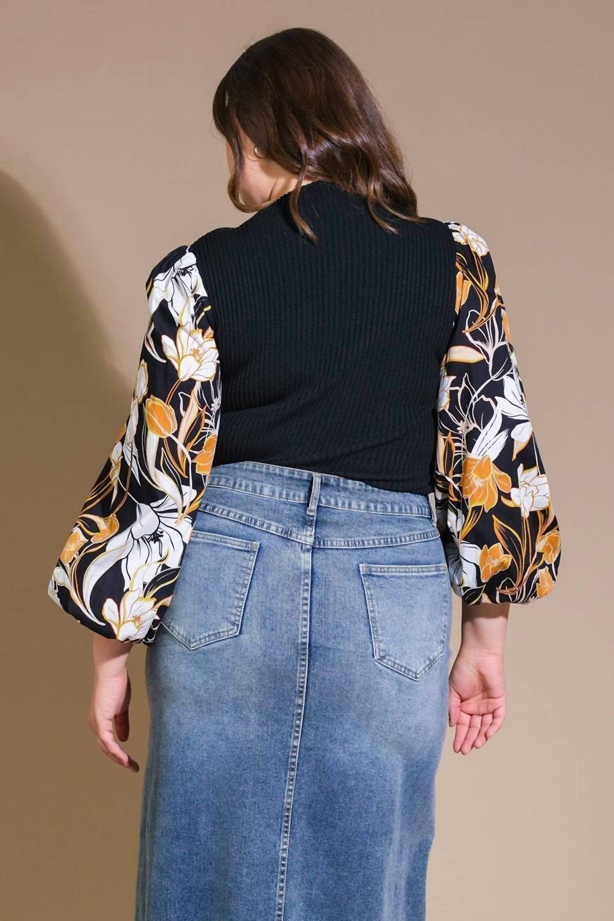 Flying Tomato - Sweater Top