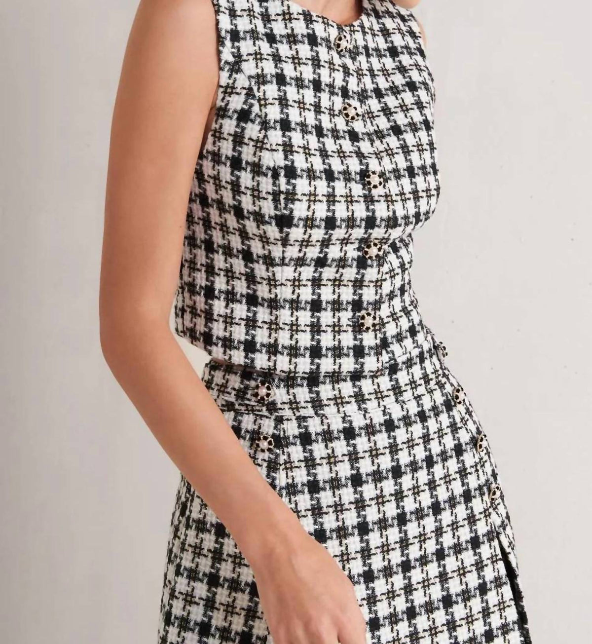 Flying Tomato - Valerie Pearl Button Front Tweed Cropped Vest