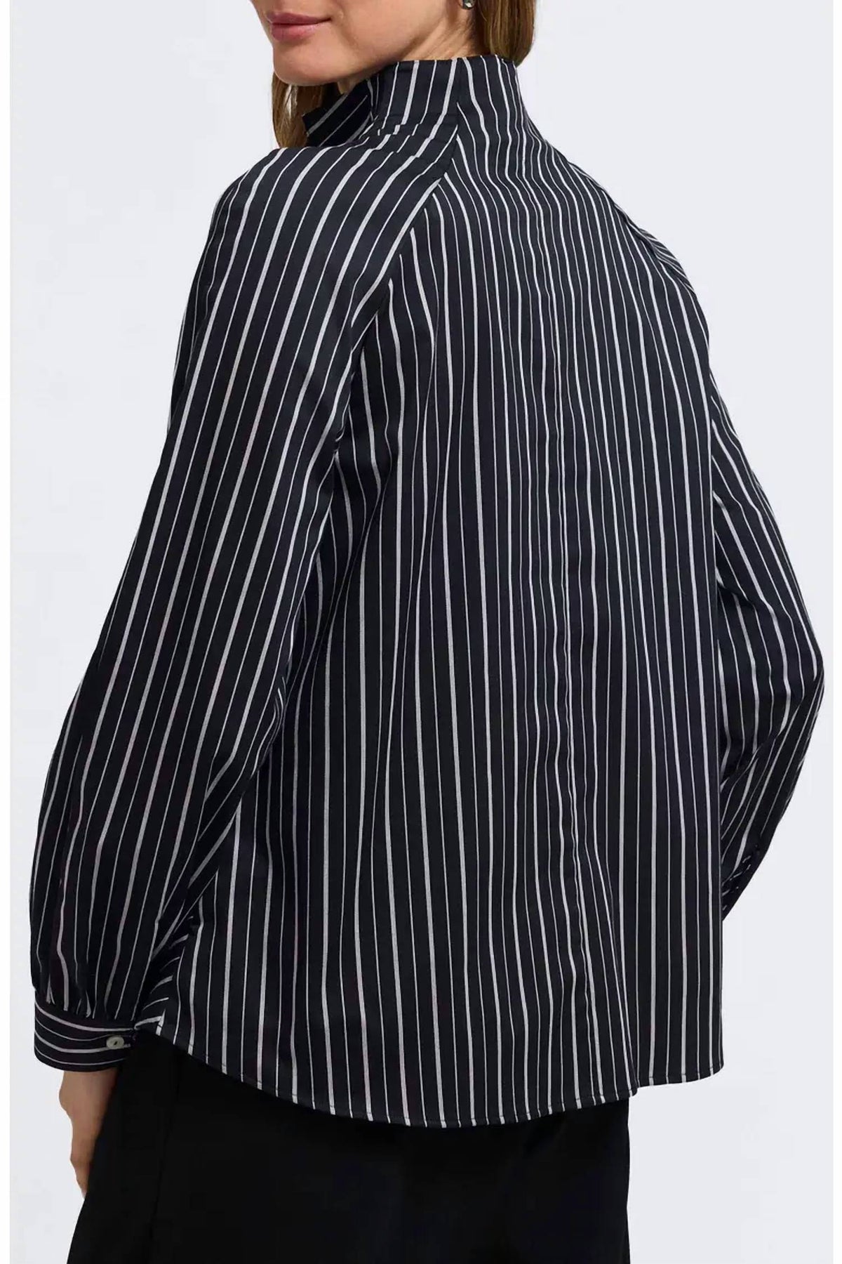 Foxcroft - Daphne Stripe Stretch Cotton Blend Pullover Shirt