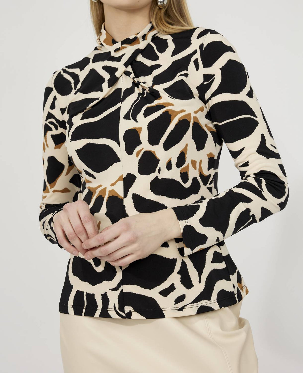 Frank Lyman - Animal-print Pullover Blouse