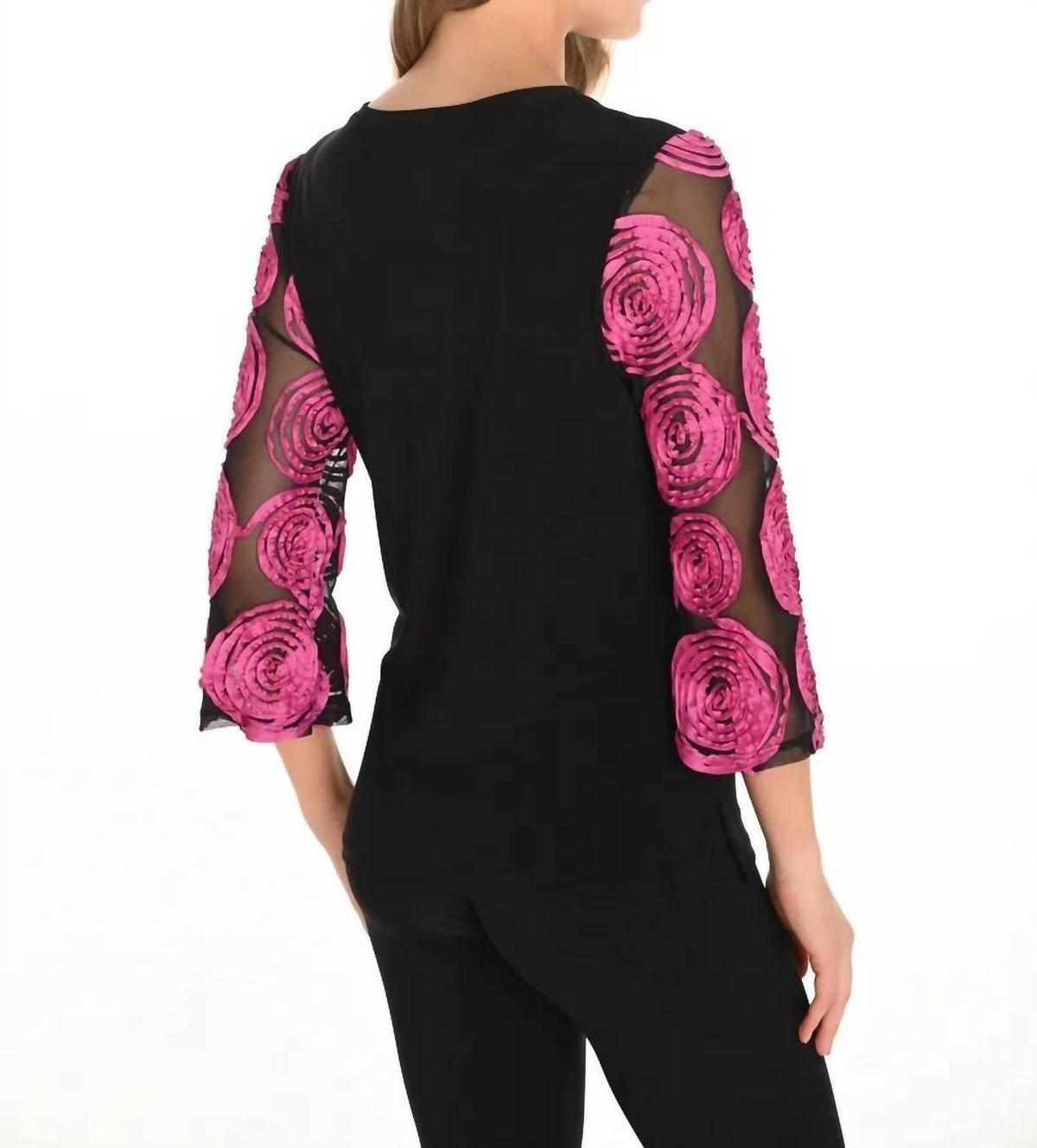 Frank Lyman - Embroidered Three Quarter Top