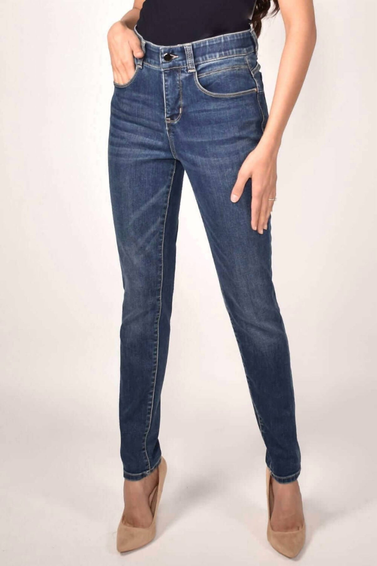 Frank Lyman - Five-pocket Denim Jeans