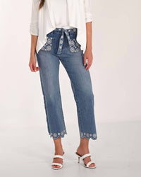 Frank Lyman - Floral Embroidered Capri Trousers
