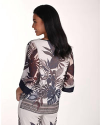 Frank Lyman - Floral Embroidered Pullover Top