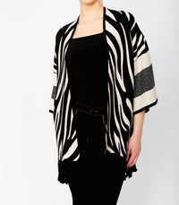 Frank Lyman - Knit Throw Over