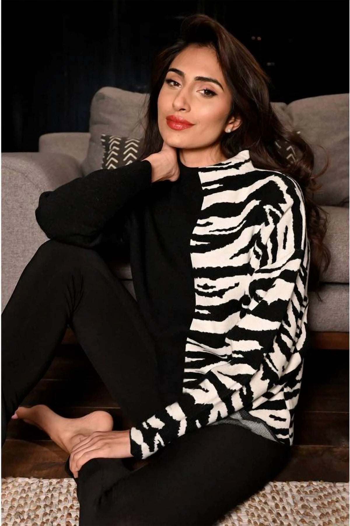 Frank Lyman - Long Sleeve Zebra Sweater