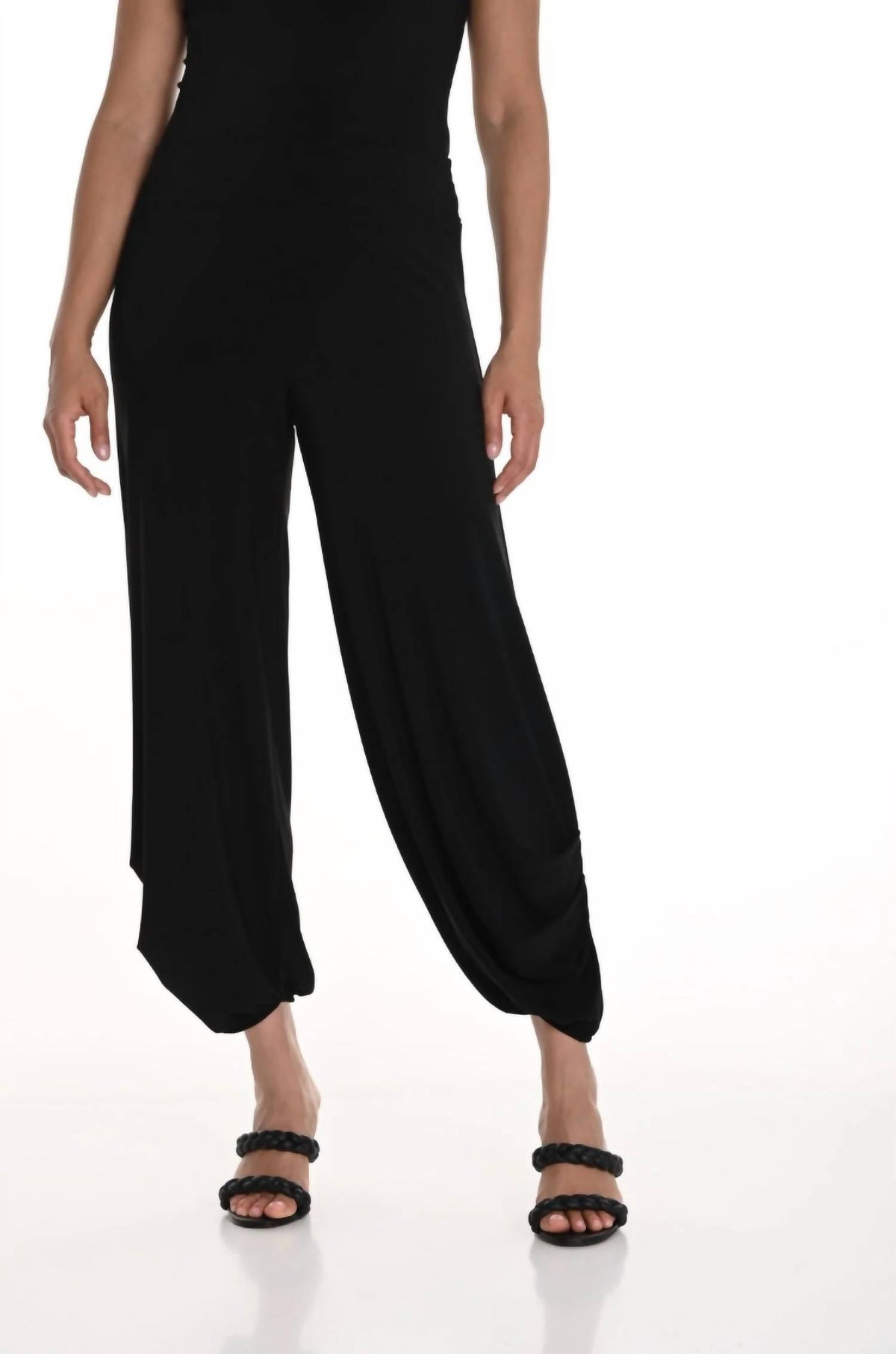 Frank Lyman - Relaxed Cropped Knit Pull On Pants