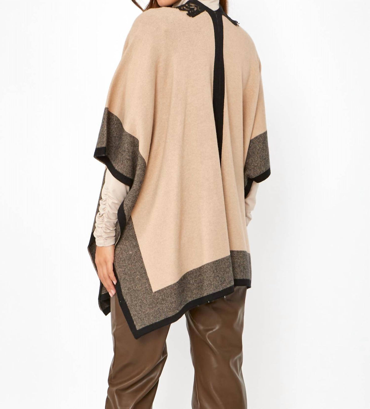 Frank Lyman - Relaxed Fit Sleeveless Poncho