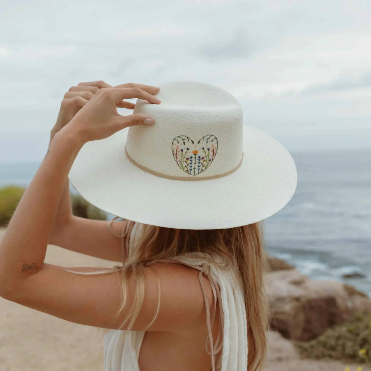 Freya - Women's Amor Hat