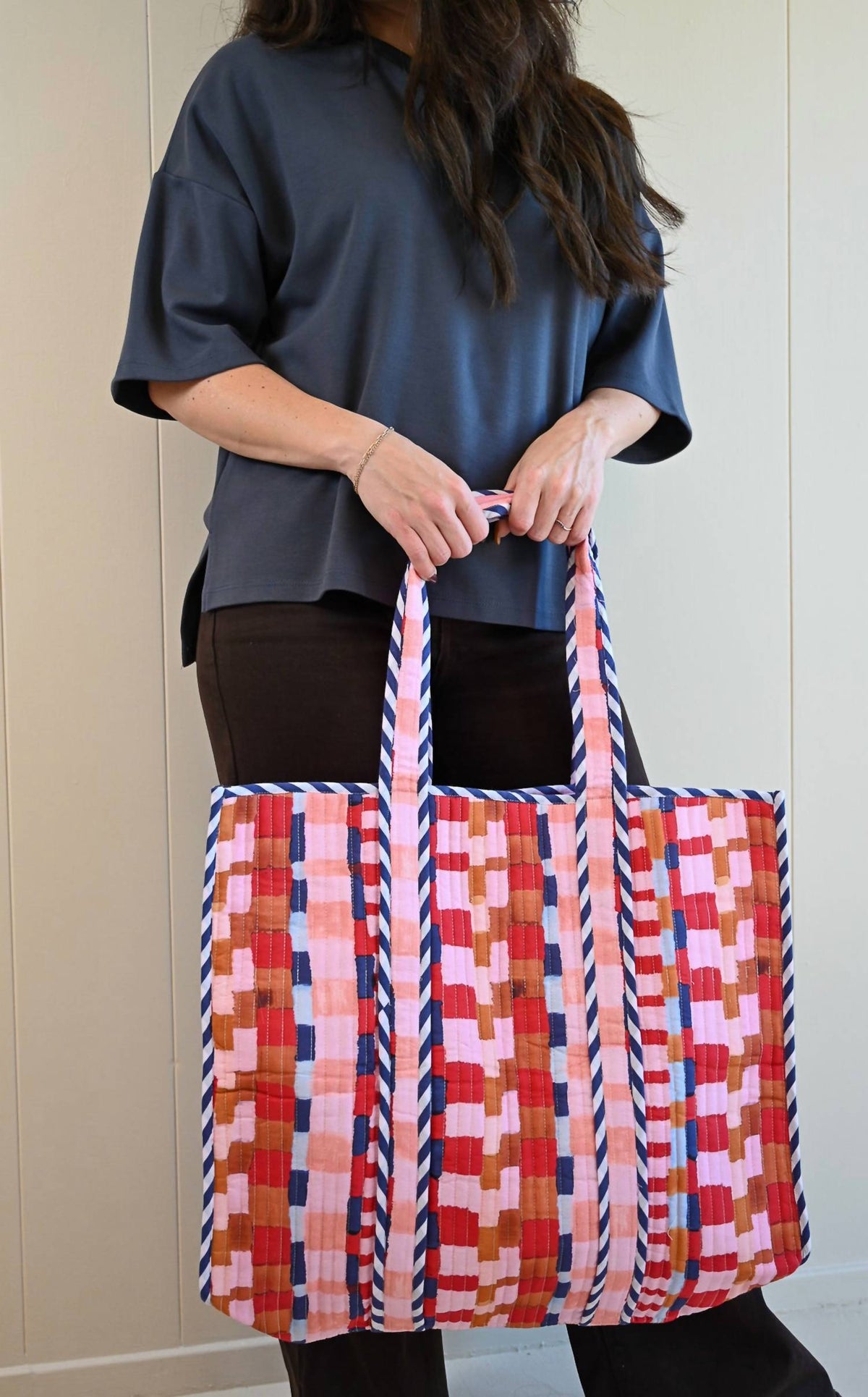 Frnch - Women's Evans Tote Bag