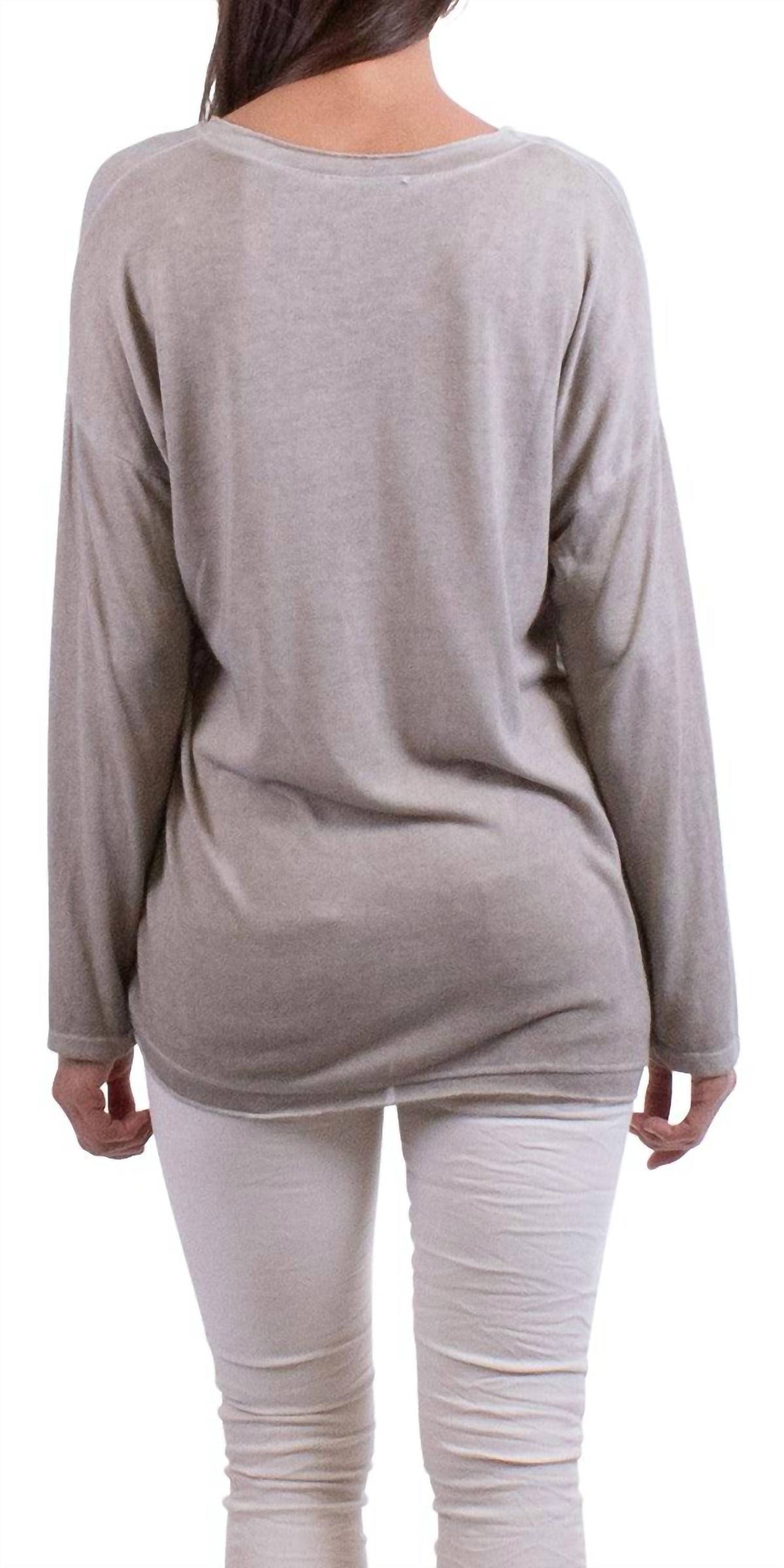 Gigi Moda - Amour V-Neck Sweater