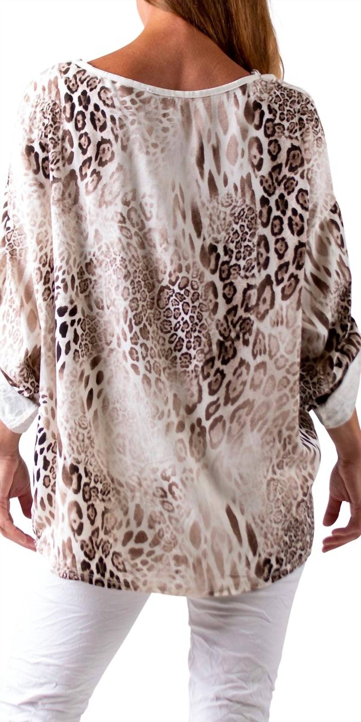Gigi Moda - Lara V-neck Blouse