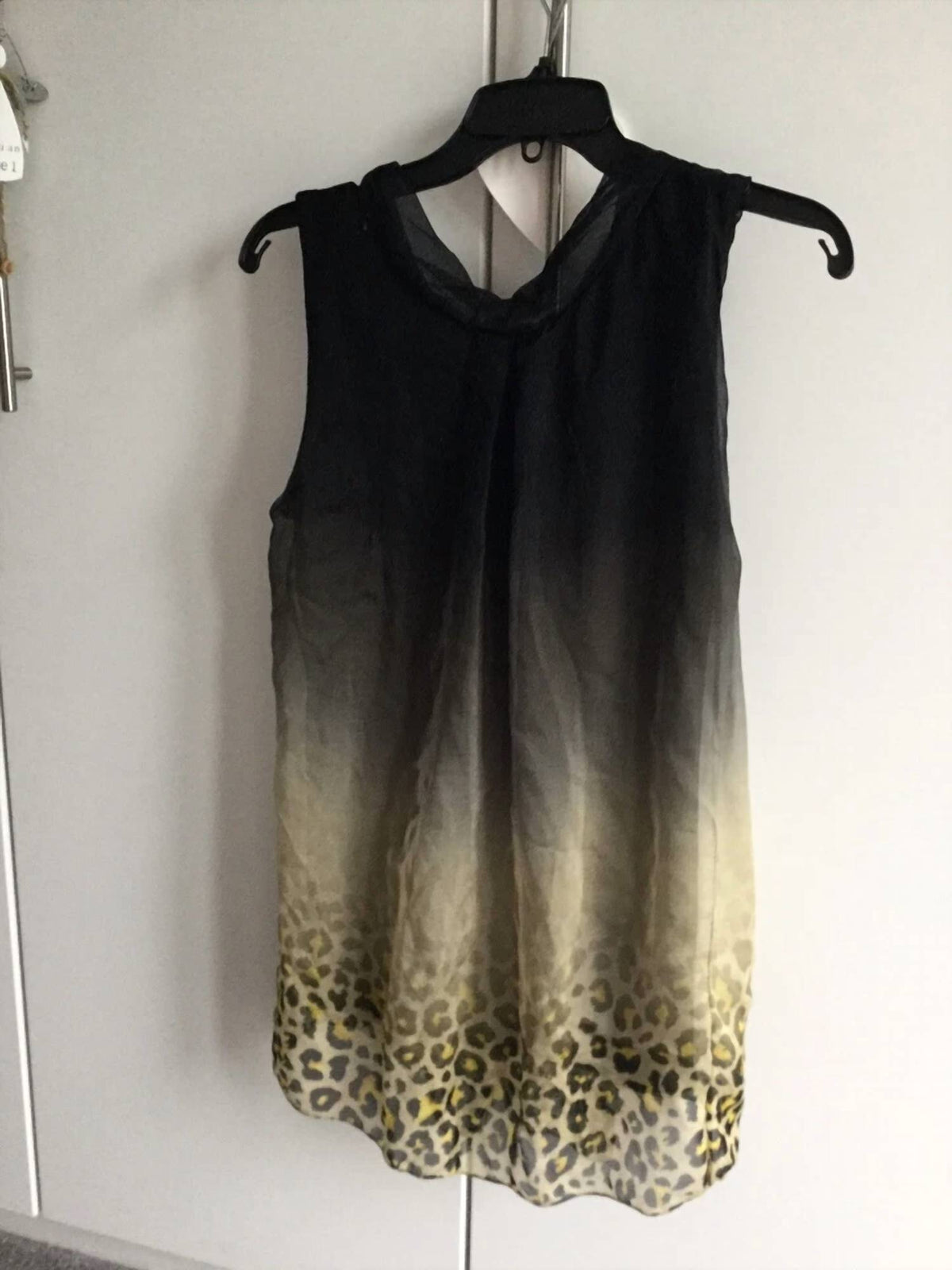 Gigi Moda - Micaela Leopard Sleeveless Blouse