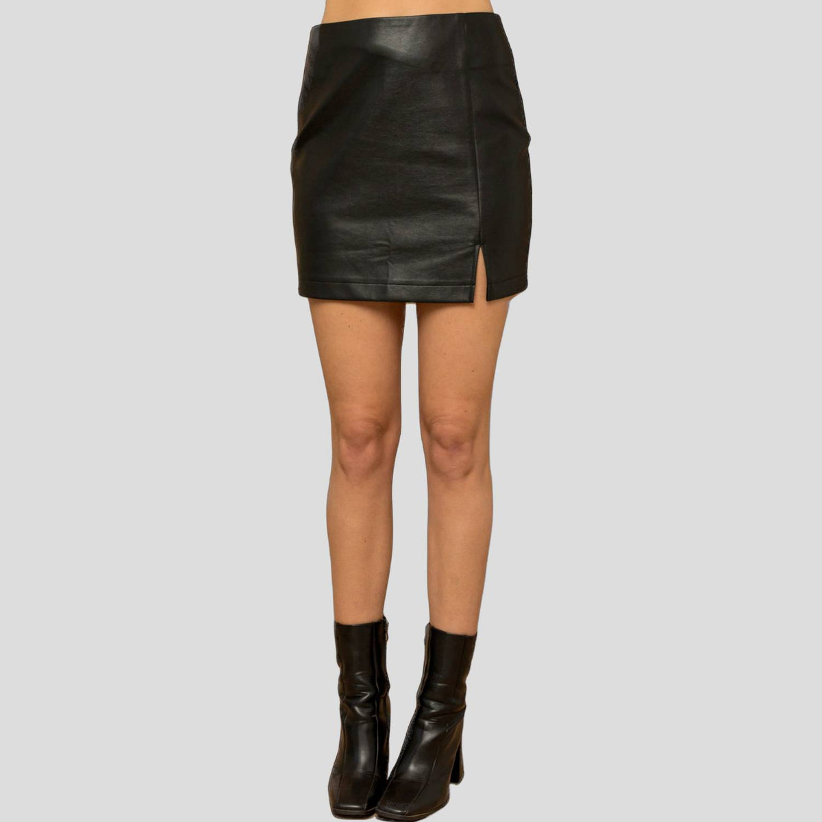 Gilli - Hot Tamale Mini Skirt