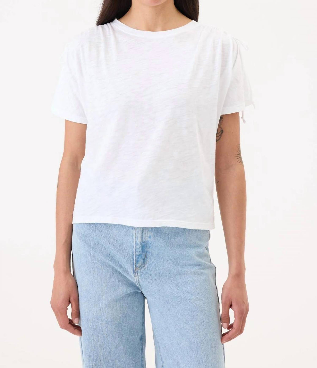 Goldie - Modern Muse Tee