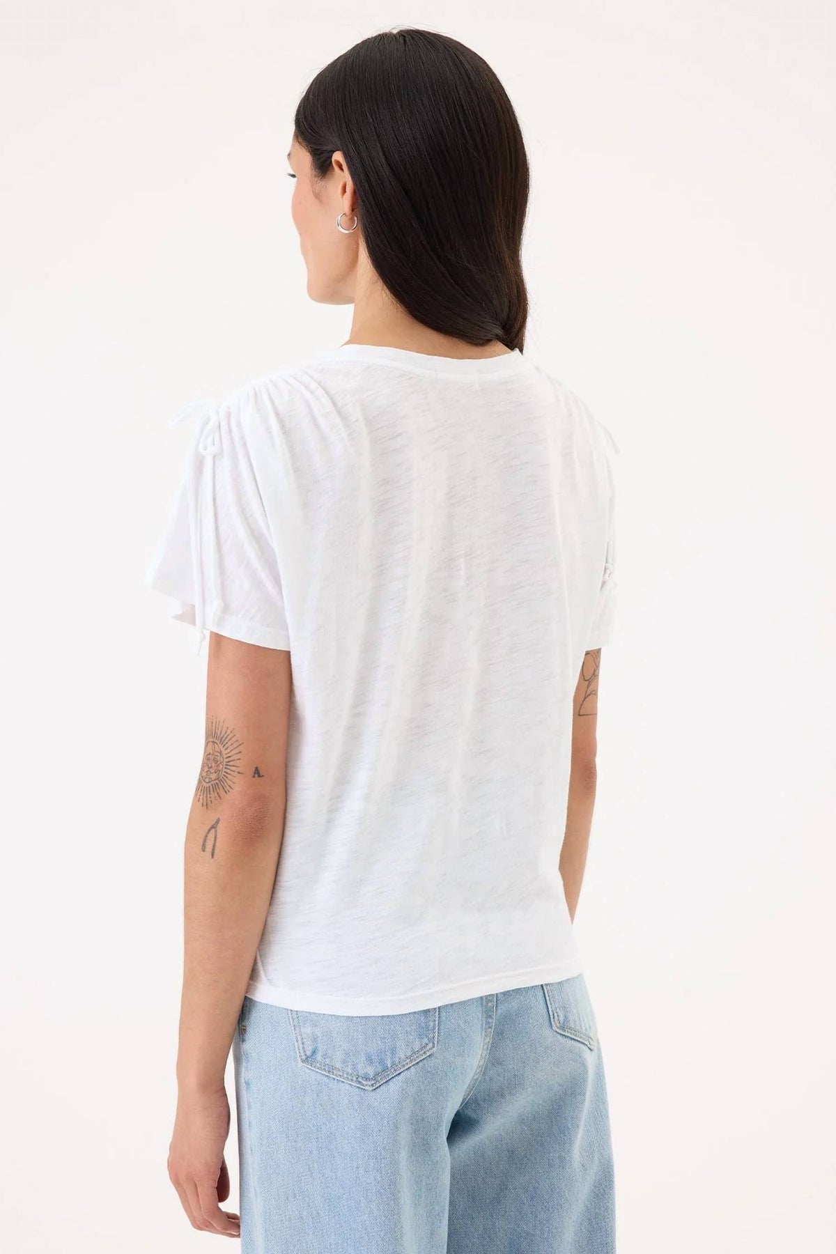 Goldie - Modern Muse Tee