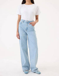 Goldie - Modern Muse Tee