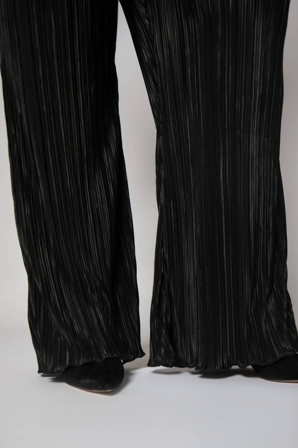 Good American - Always Fits Plissé Pants