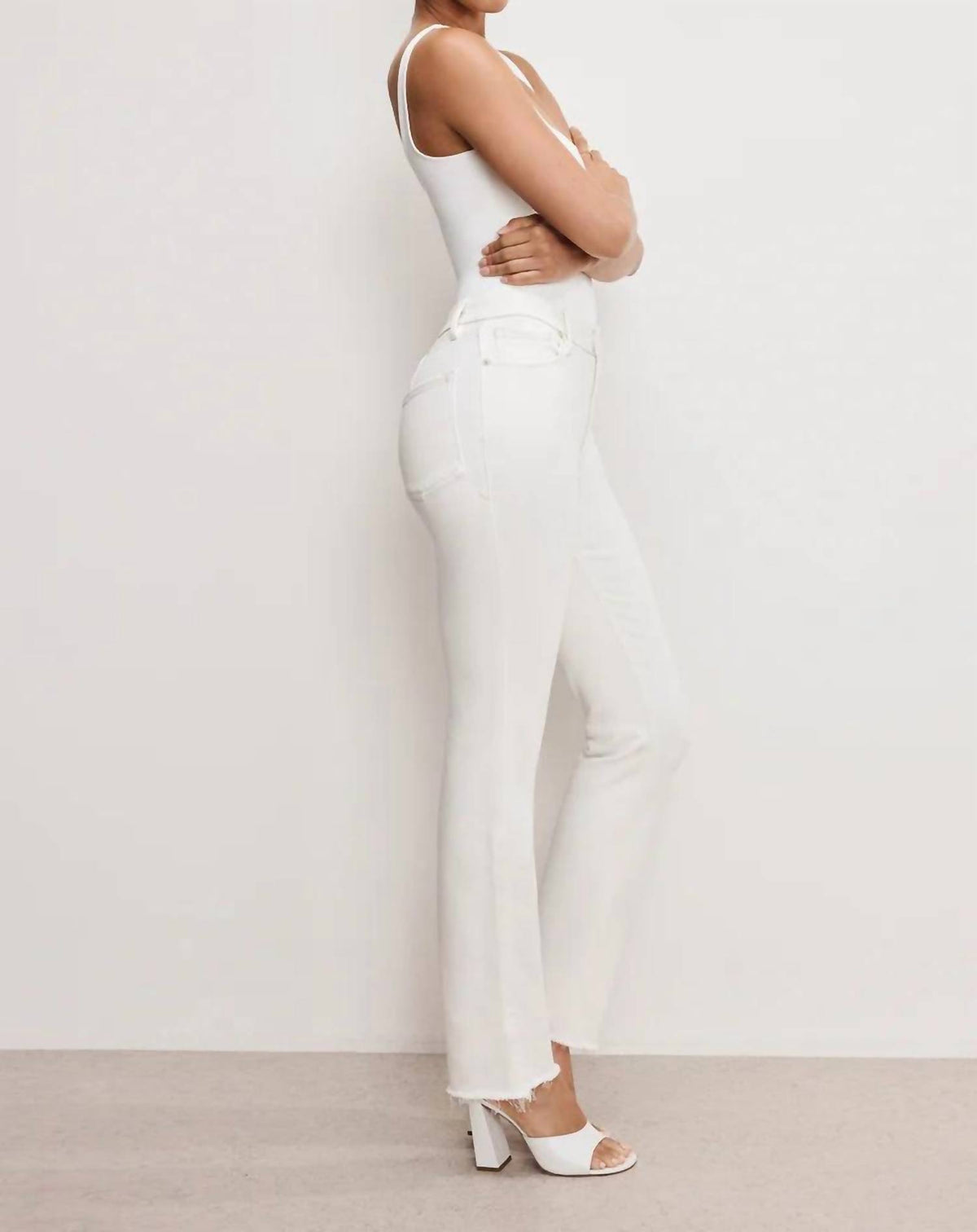 Good American - Soft Tech Good Icon Straight Jeans
