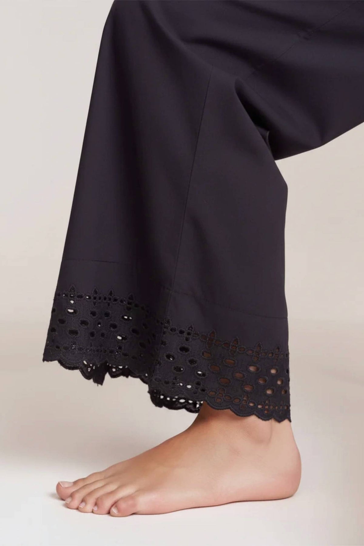 Grade & Gather - Eyelet Hem Snuggle Pants