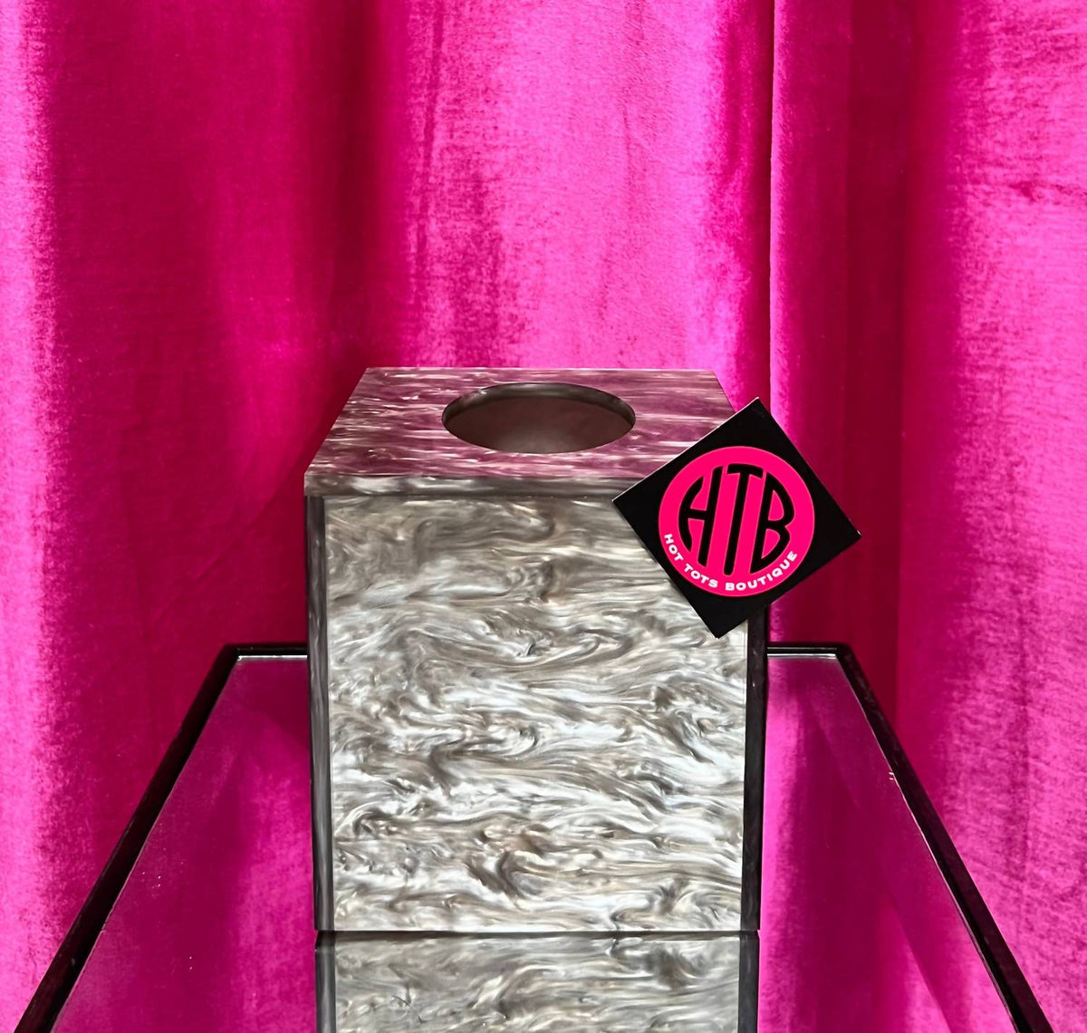 Hamlet Products - Acrylic Tissue Box