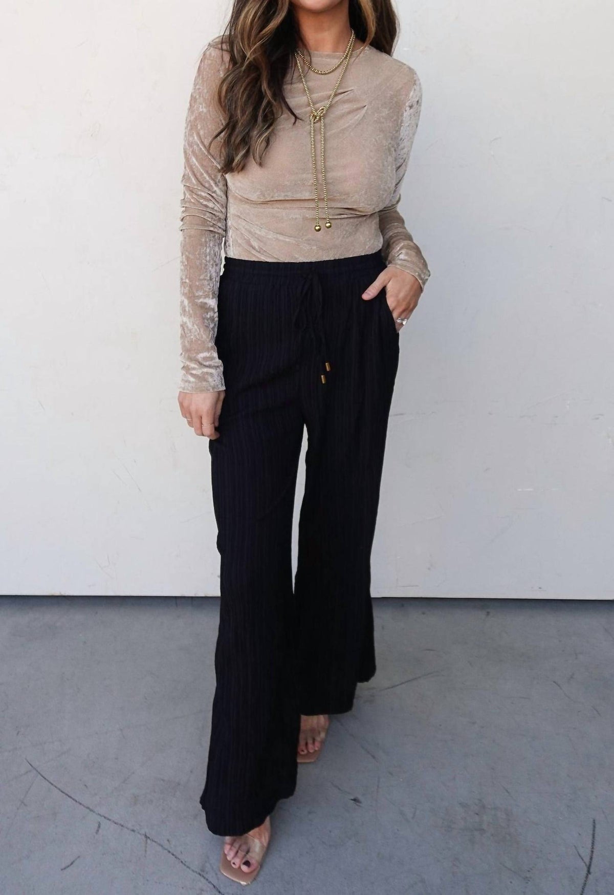 Hem & Thread - Crew Neck Velvet Bodysuit