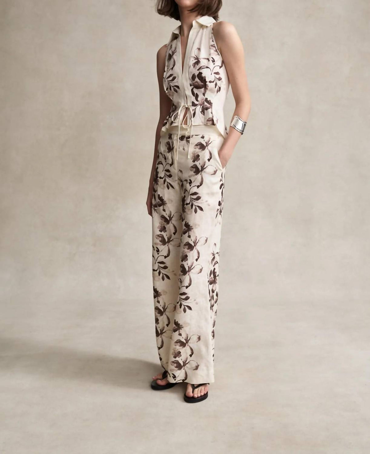 Hevron - Capri Linen Pant
