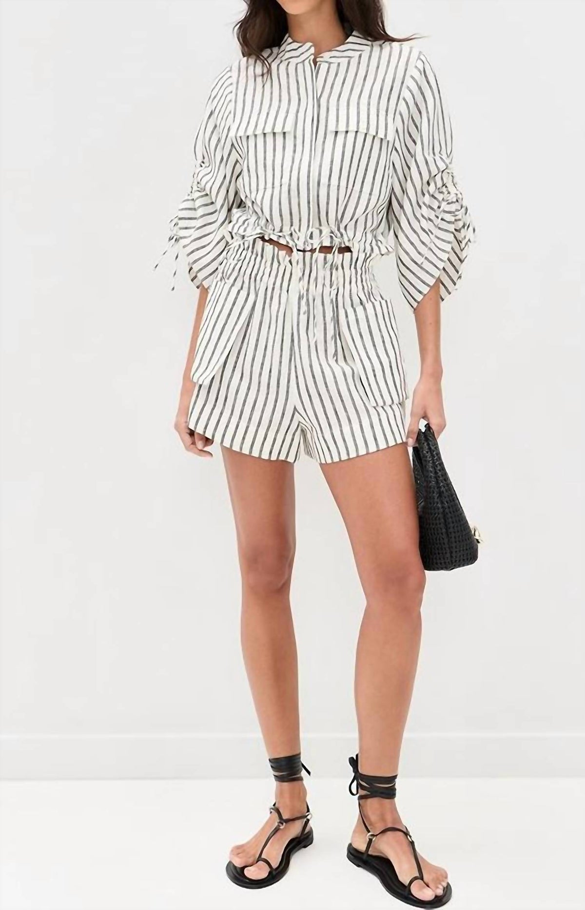 Hevron - Eva Linen Crop Top