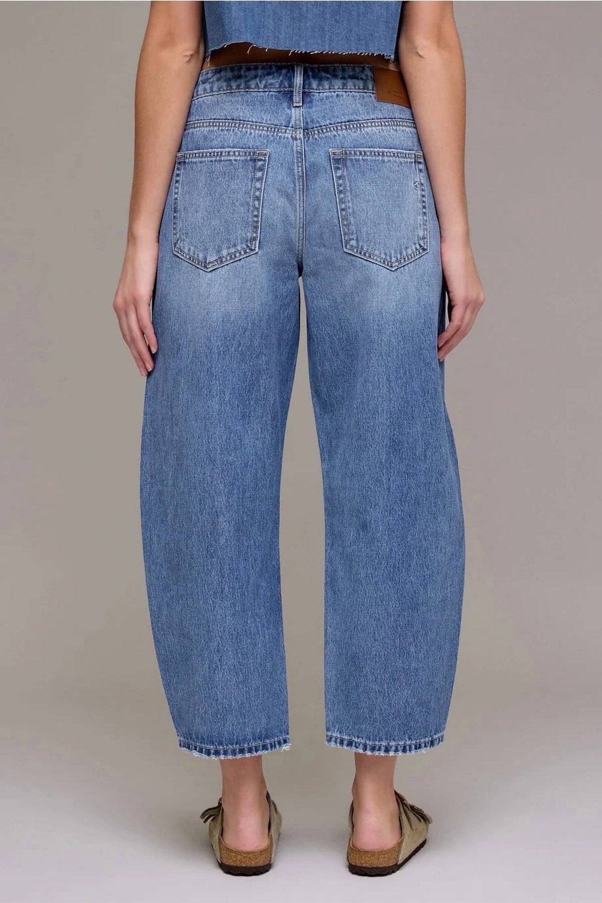 Hidden - Crop Barrel Jeans