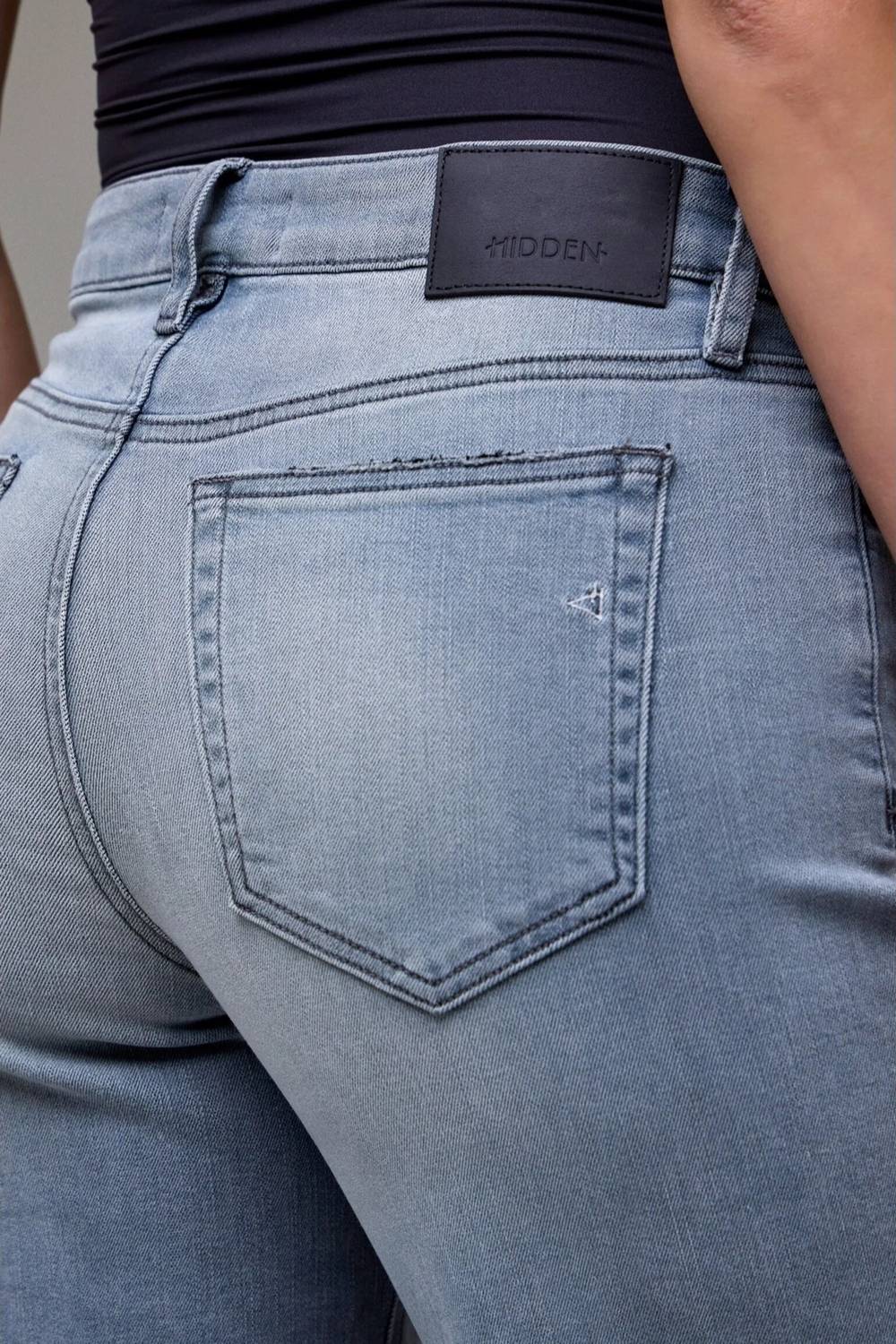 Hidden - Mid Rise Dad Jean