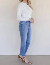 Hidden - Tracey Mid Rise Crop Relax Straight Jean