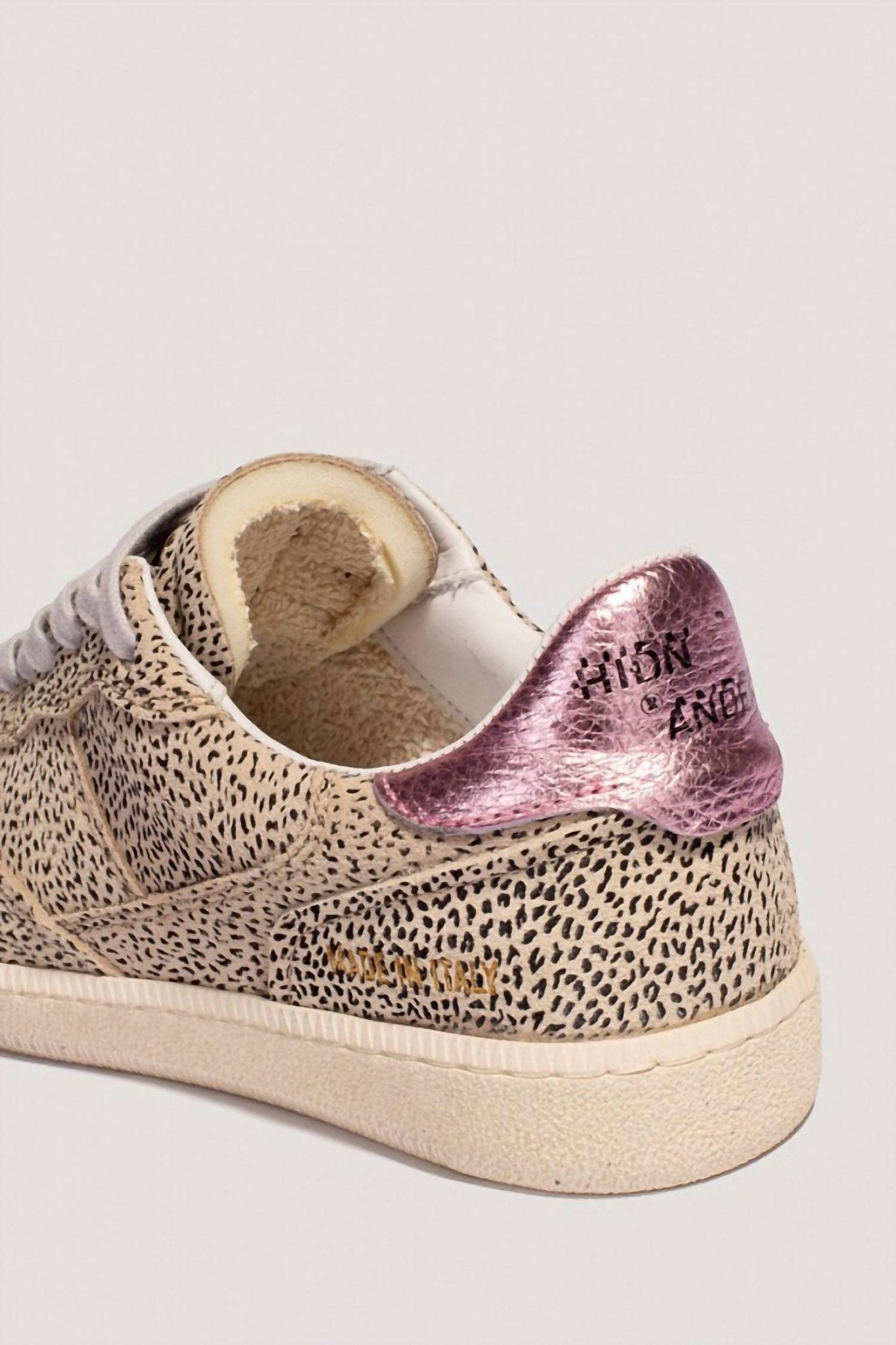 Hidnander - Women's Mega T Art Sneakers - pink - shoes - sneakers