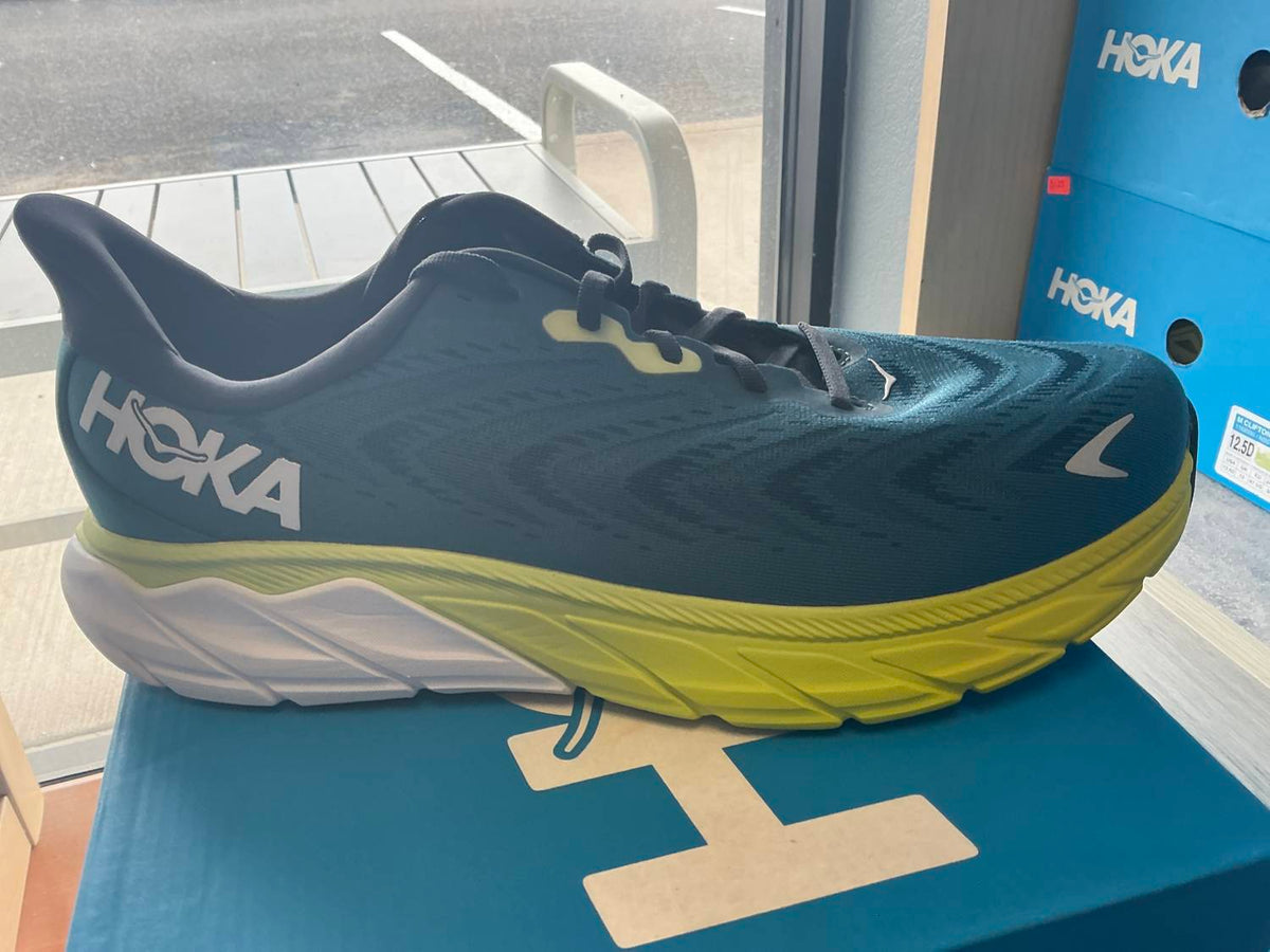 Hoka - Arahi 8