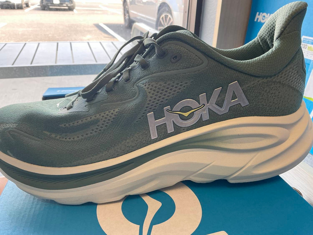 Hoka - Clifton 10