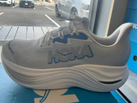 Hoka - Skyward x