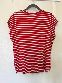 If She Loves - Women's Blossom Basic Muscle Tee