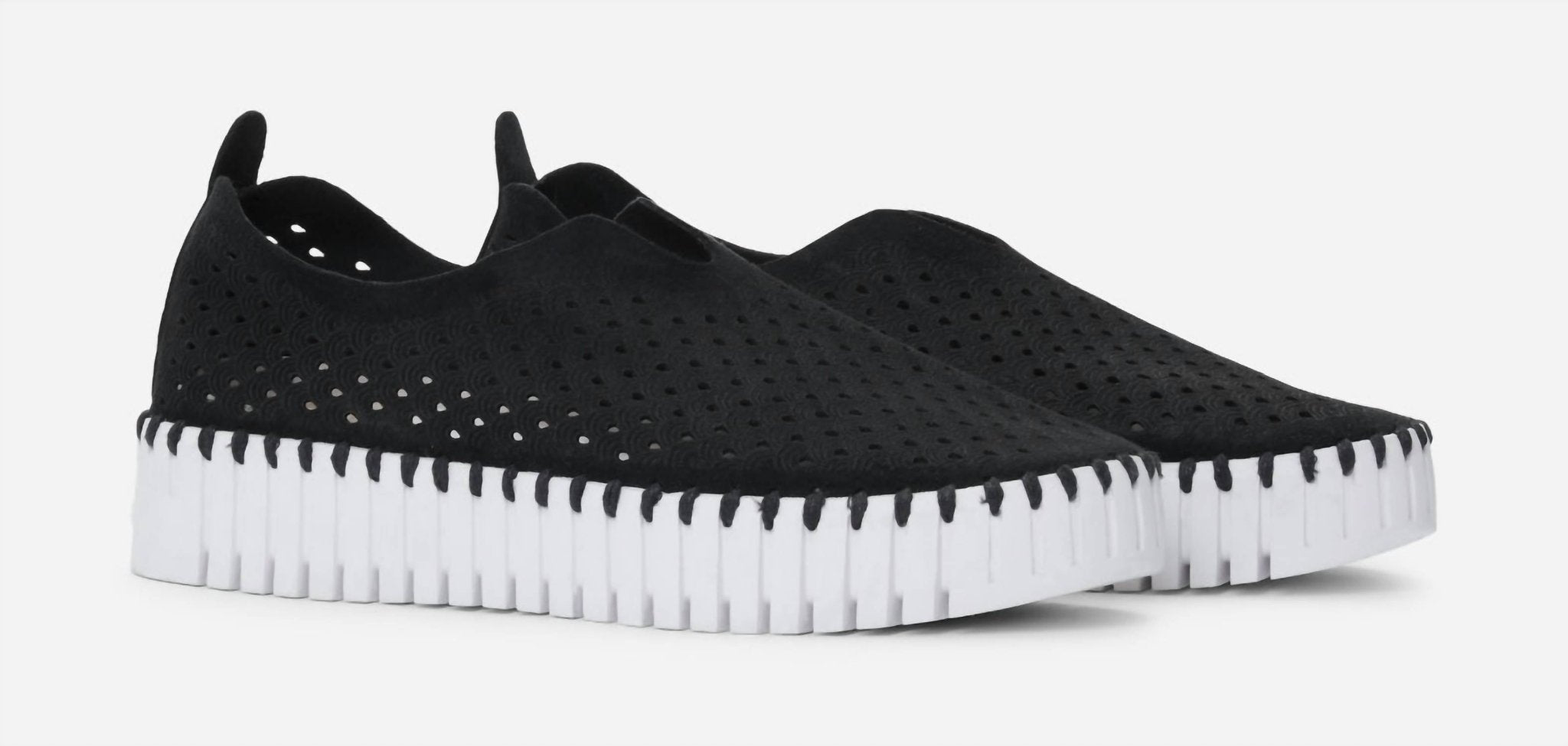 Ilse Jacobsen - Women's Platform Tulip Slip On Sneaker - black - shoes - sneakers