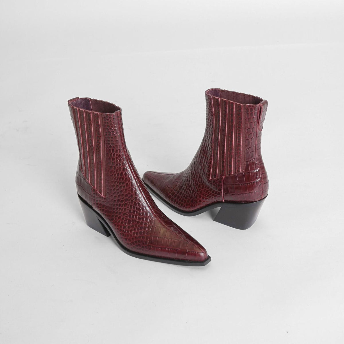 Intentionally Blank - Women's Hillary Heeled Ankle Boot